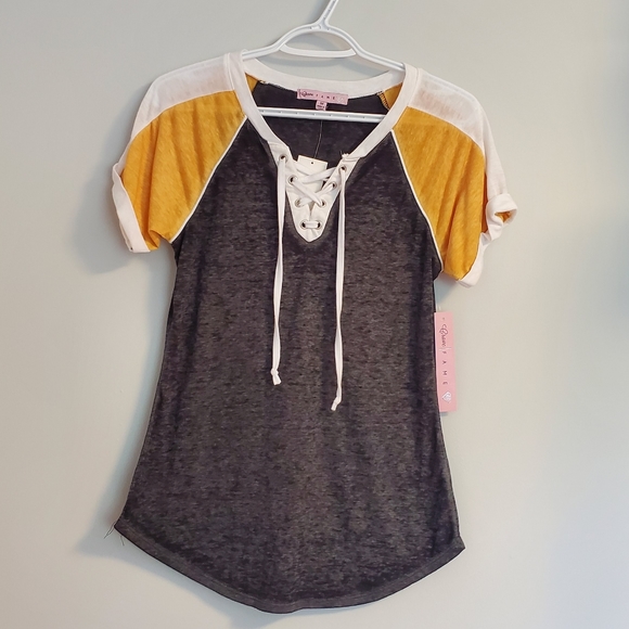 Crave Fames No Boundaries Juniors' lace-up colorblock short sleeve t-shirt - Picture 2 of 9